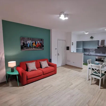 Apartment Colour House Rom
